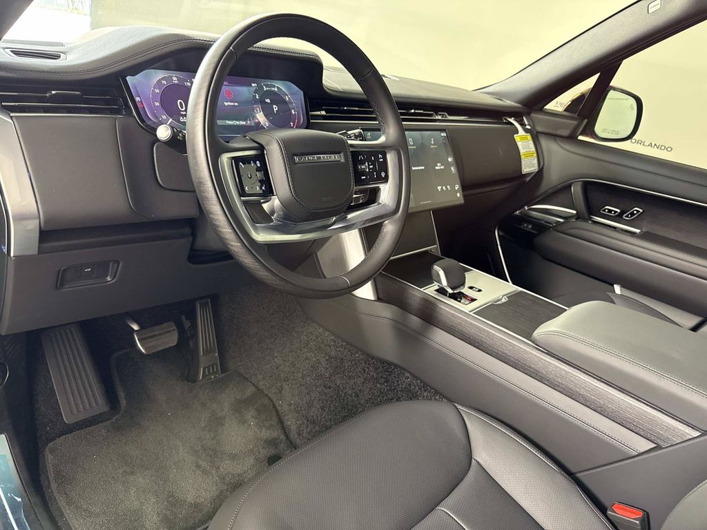 2026 Land Rover Range Rover SE - Photo 22