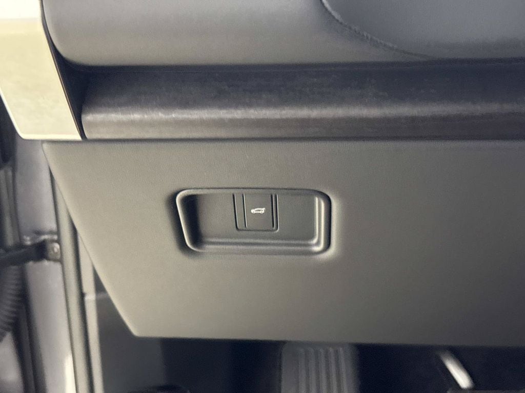 2026 Land Rover Range Rover SE - Photo 33