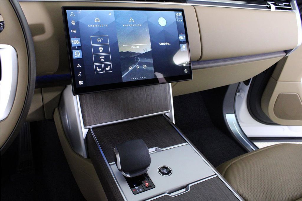 2026 Land Rover Range Rover SE - Photo 19