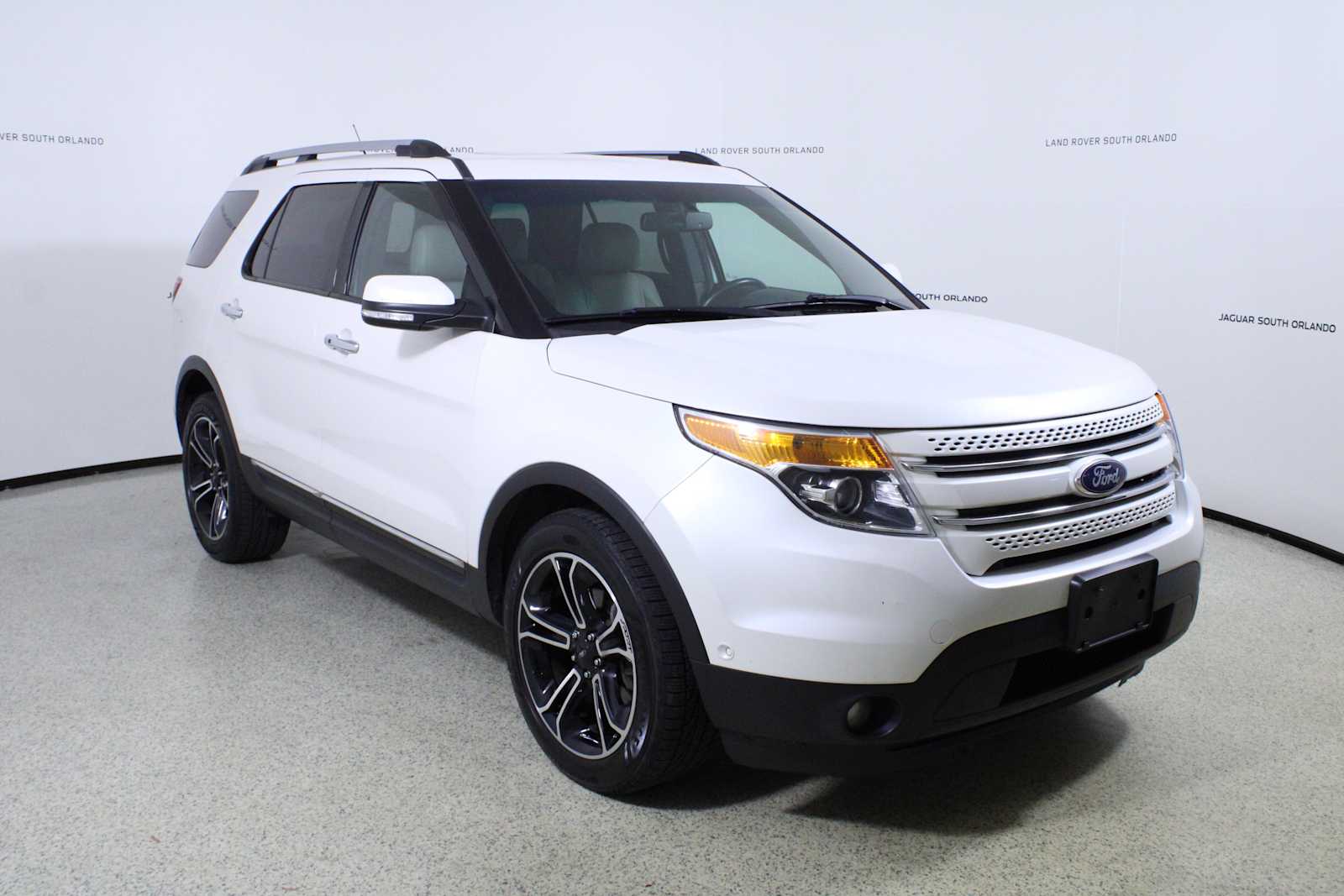 2011 Ford Explorer Limited photo 3