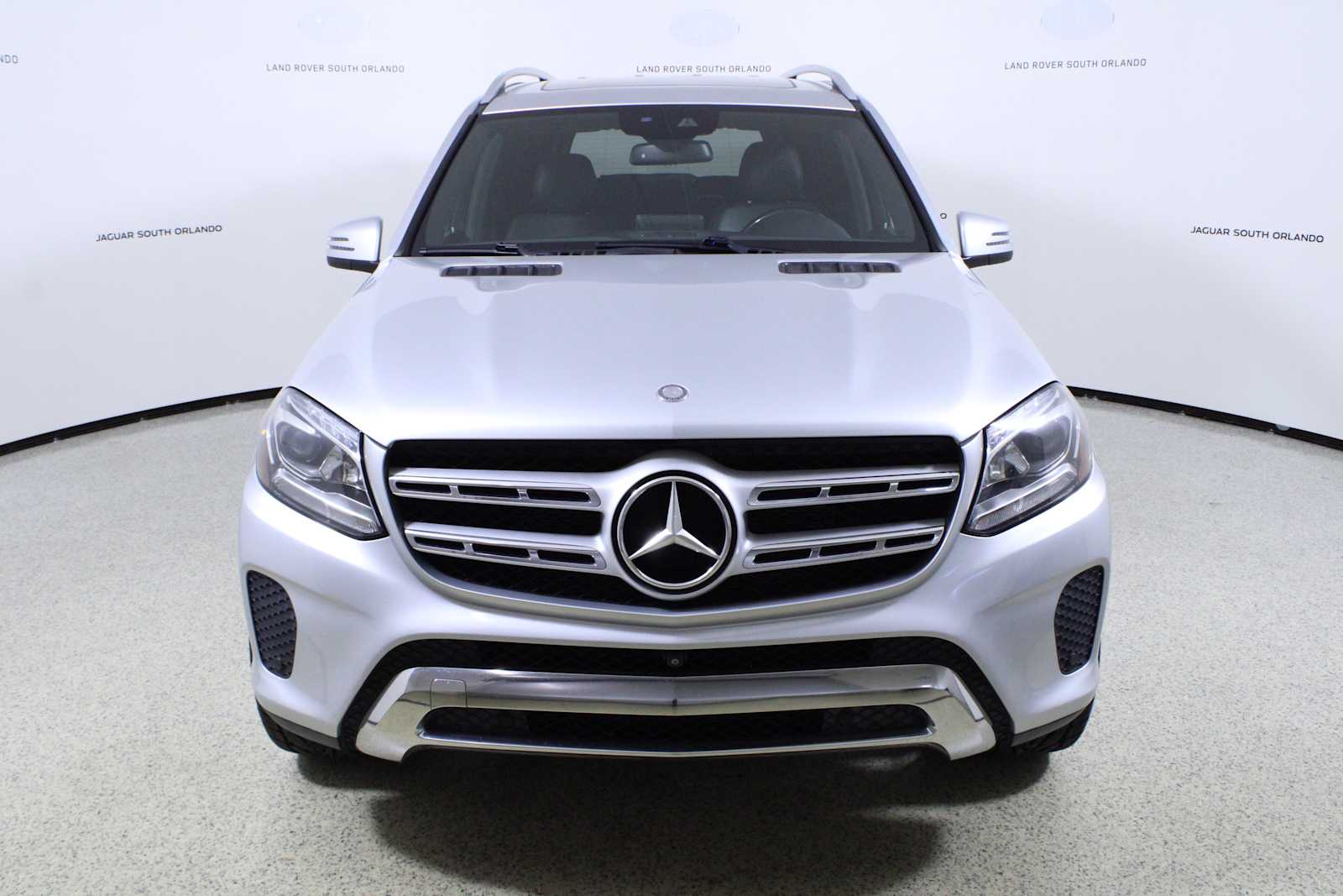 2017 Mercedes Benz GLS 450 4MATIC photo 2