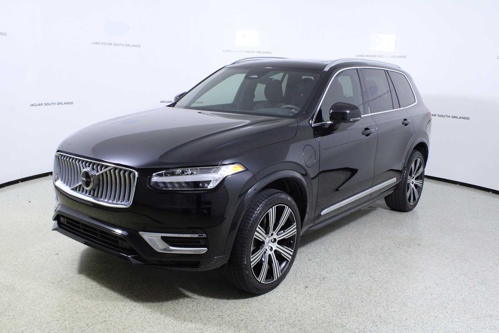 2024 Volvo XC90 Recharge Plus T8 photo 4
