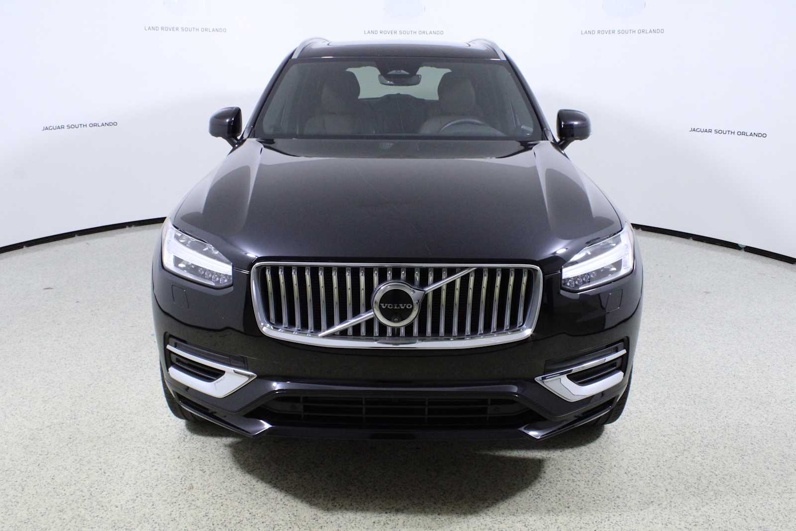 2024 Volvo XC90 Recharge Plus T8 photo 2