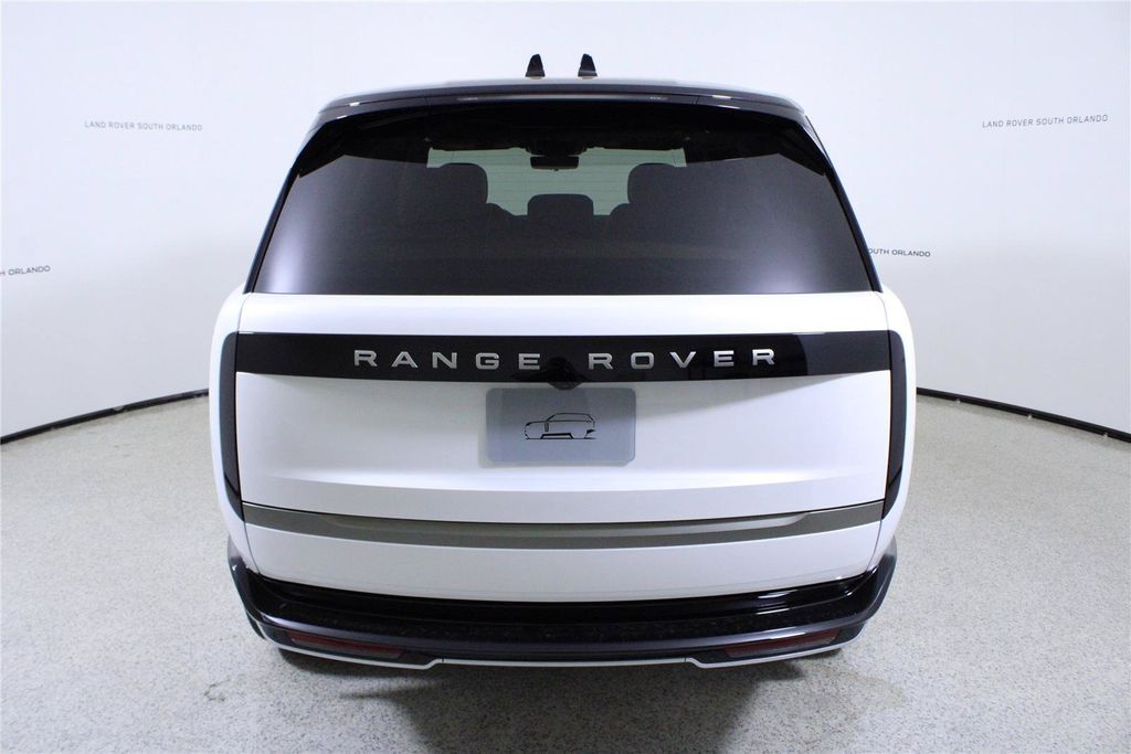2026 Land Rover Range Rover SE - Photo 6