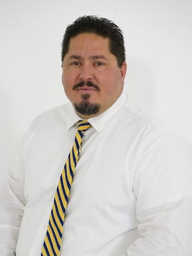 Staff member Rene Palacios from ID_eb769bb21451