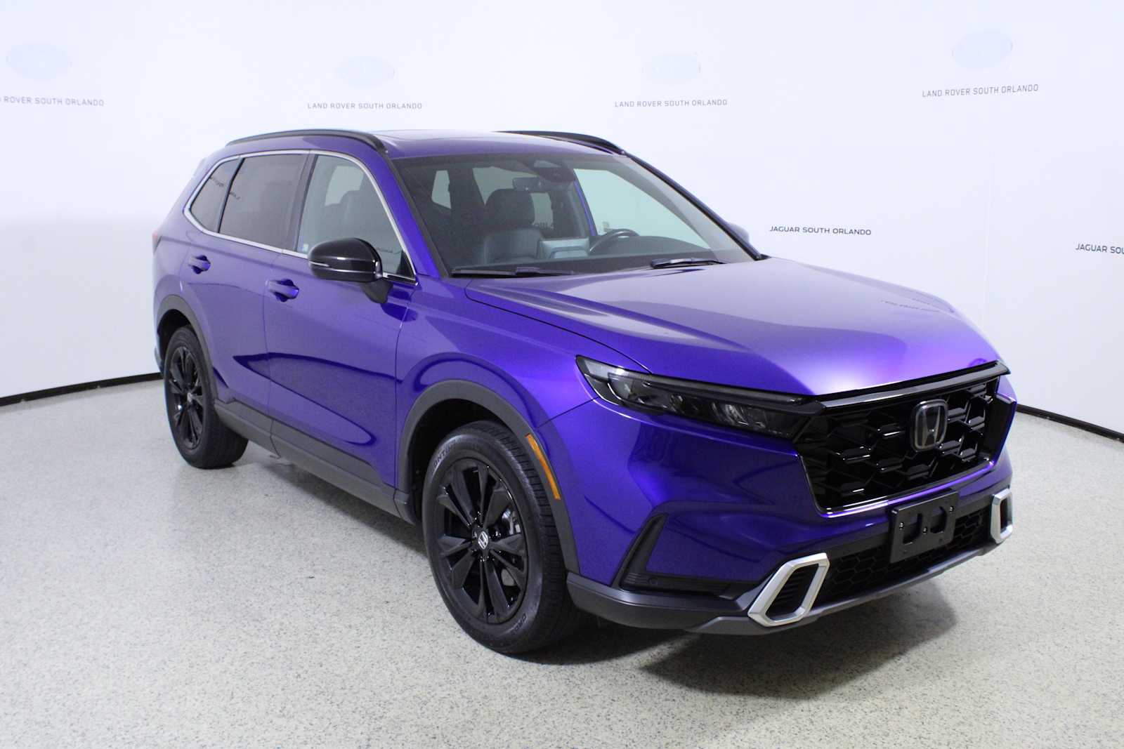 2023 Honda CR-V Hybrid Sport Touring photo 3