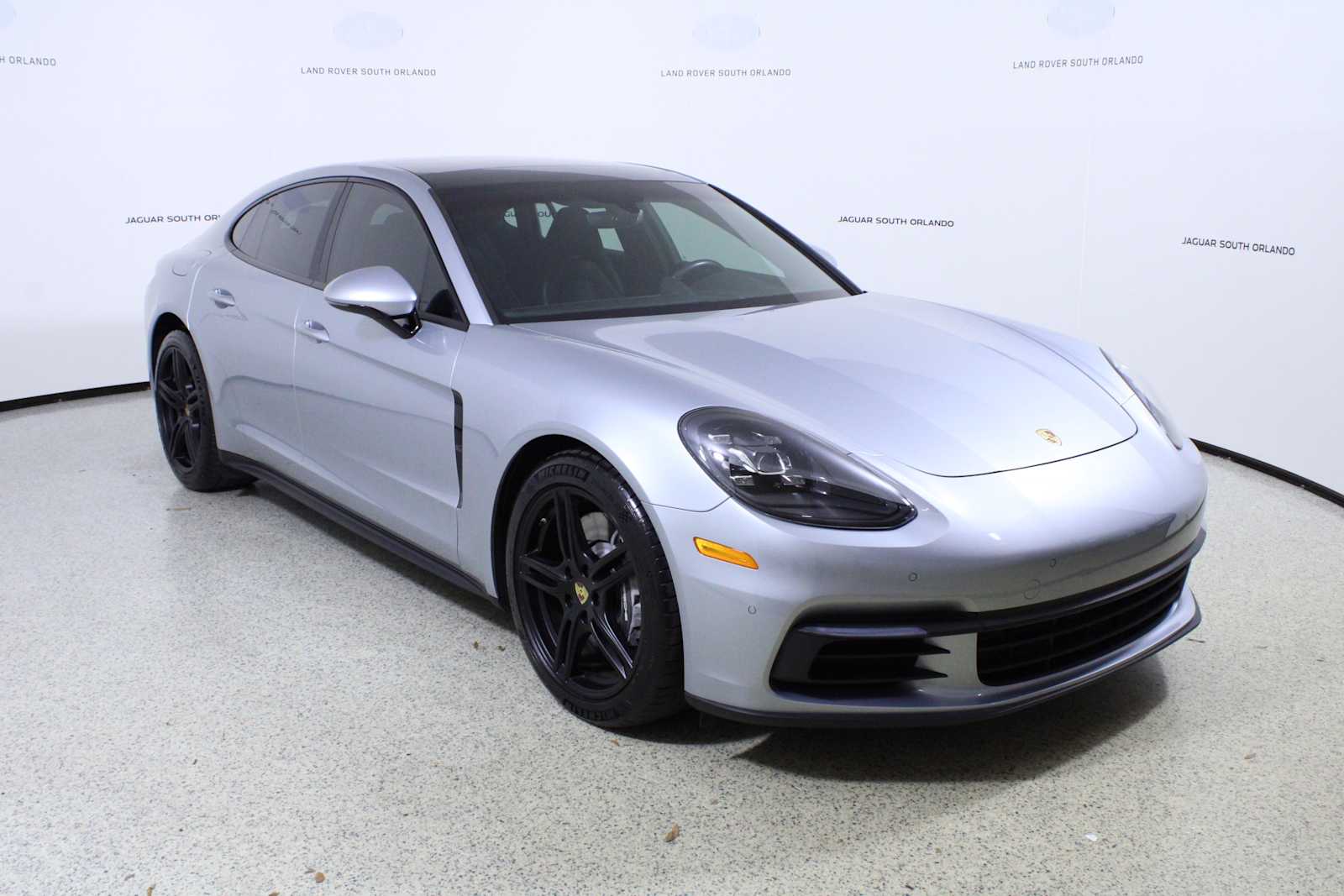 2020 Porsche Panamera Base photo 3