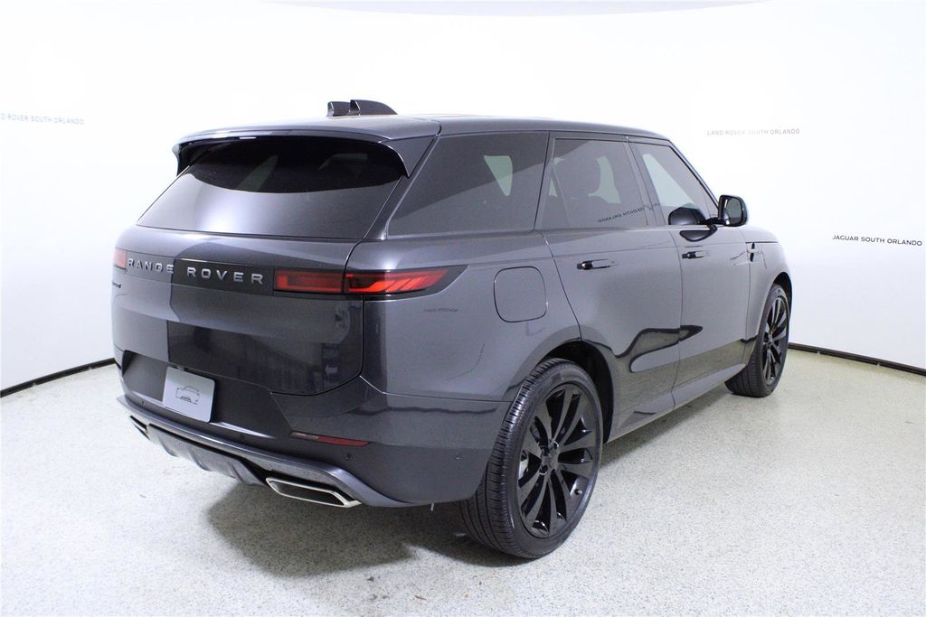 2026 Land Rover Range Rover Sport SE - Photo 7