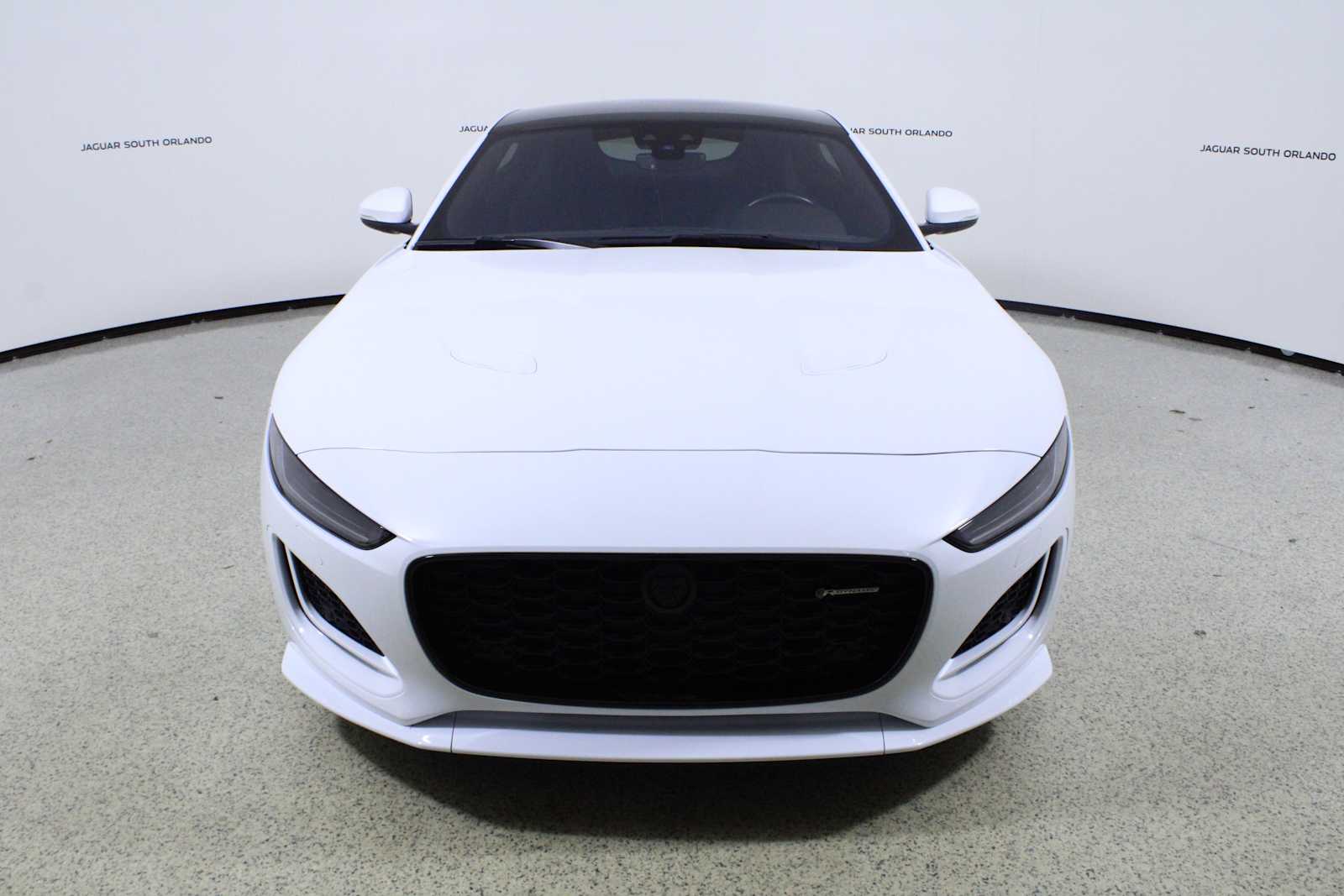 2024 Jaguar F-TYPE R-Dynamic P450 photo 2