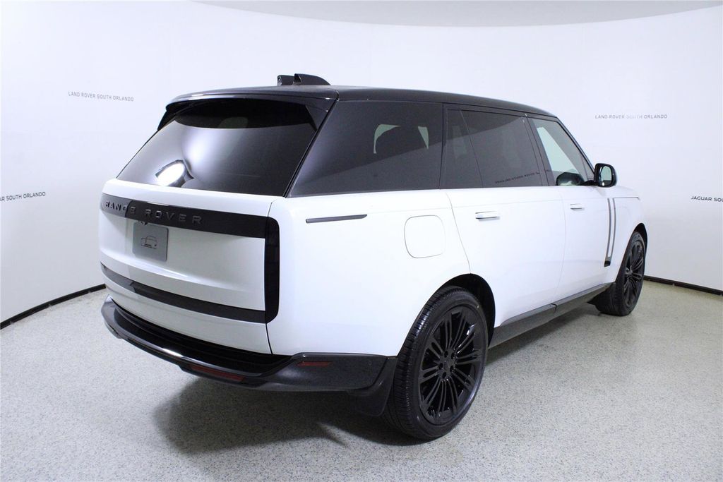 2026 Land Rover Range Rover SE - Photo 7