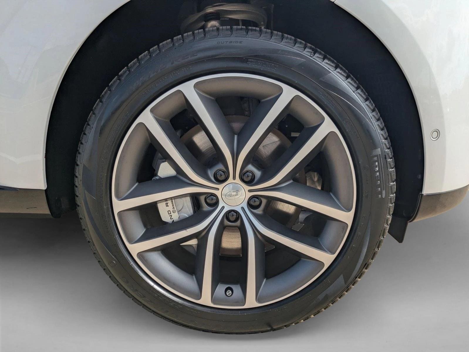 2025 Land Rover Range Rover SE - Photo 10