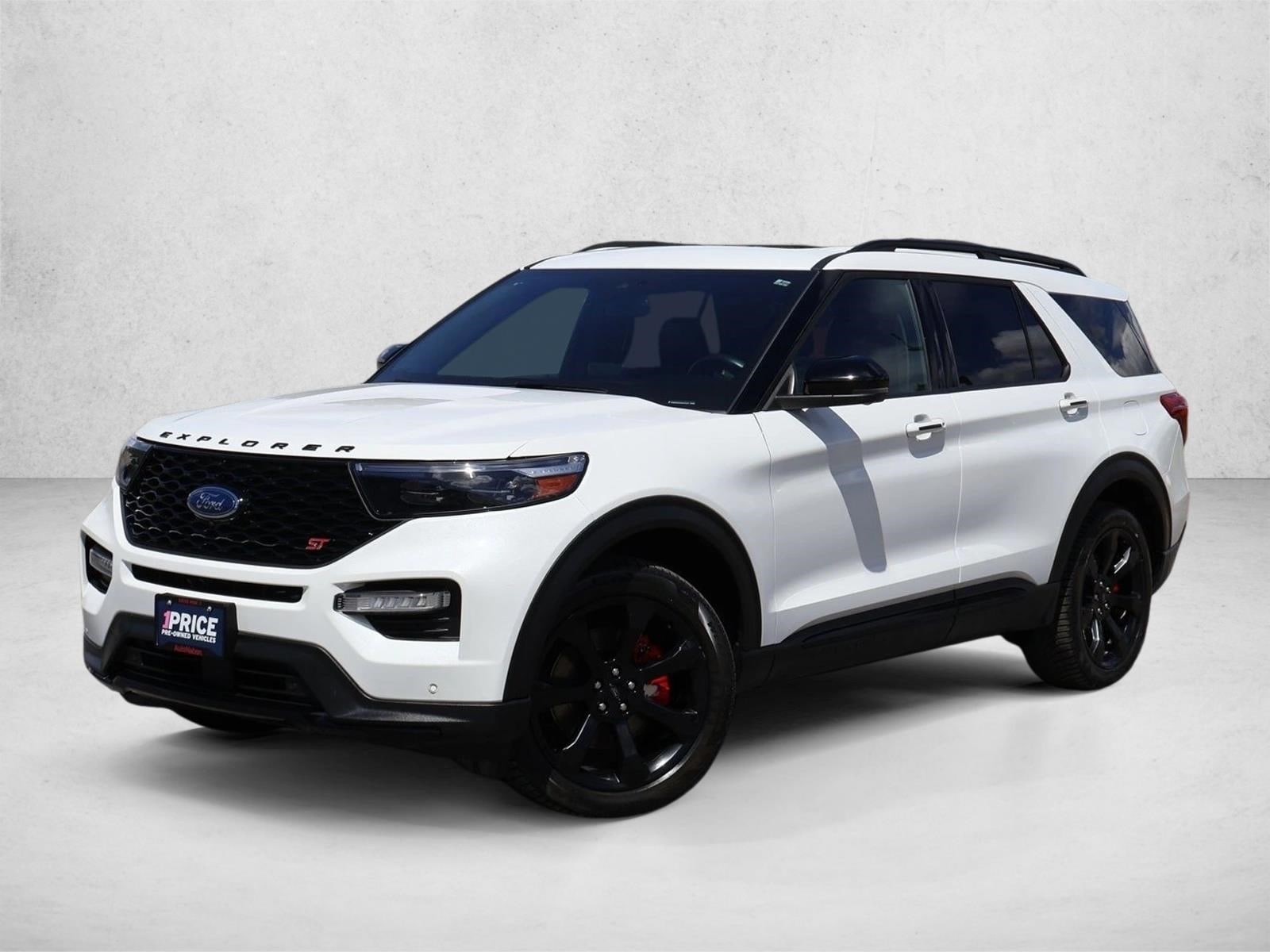 2023 Ford Explorer ST 4WD's photo