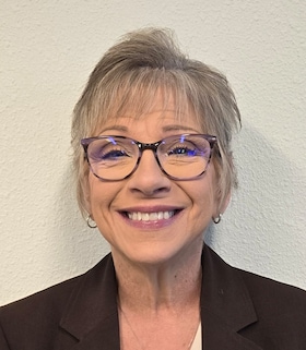 Staff member Mary Alexander  from ID_357a2e