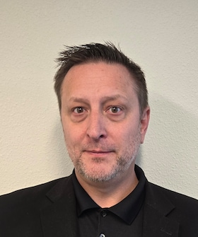 Staff member Jesse Burruel  from ID_7fbede