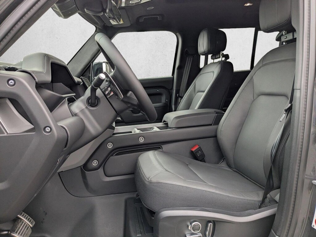 New 2026 Land Rover Defender 130 P500 V8 Sport Utility