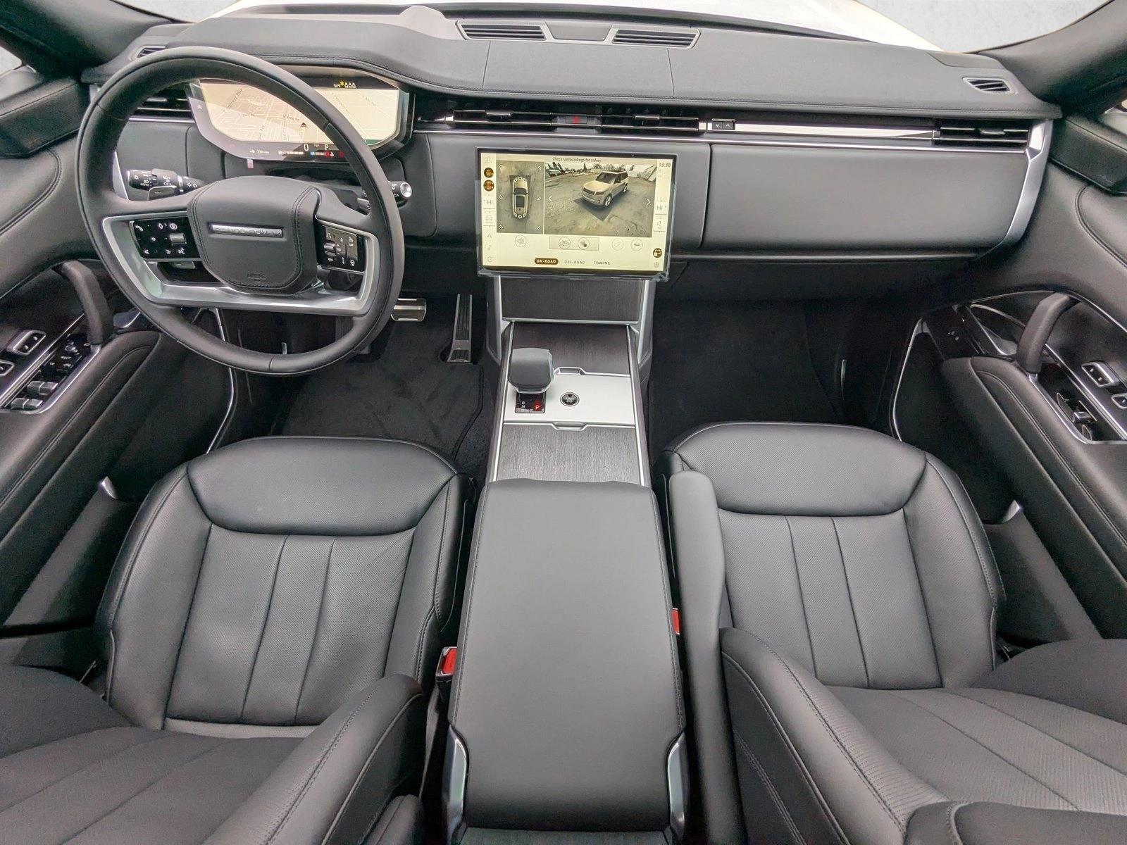2025 Land Rover Range Rover SE - Photo 16