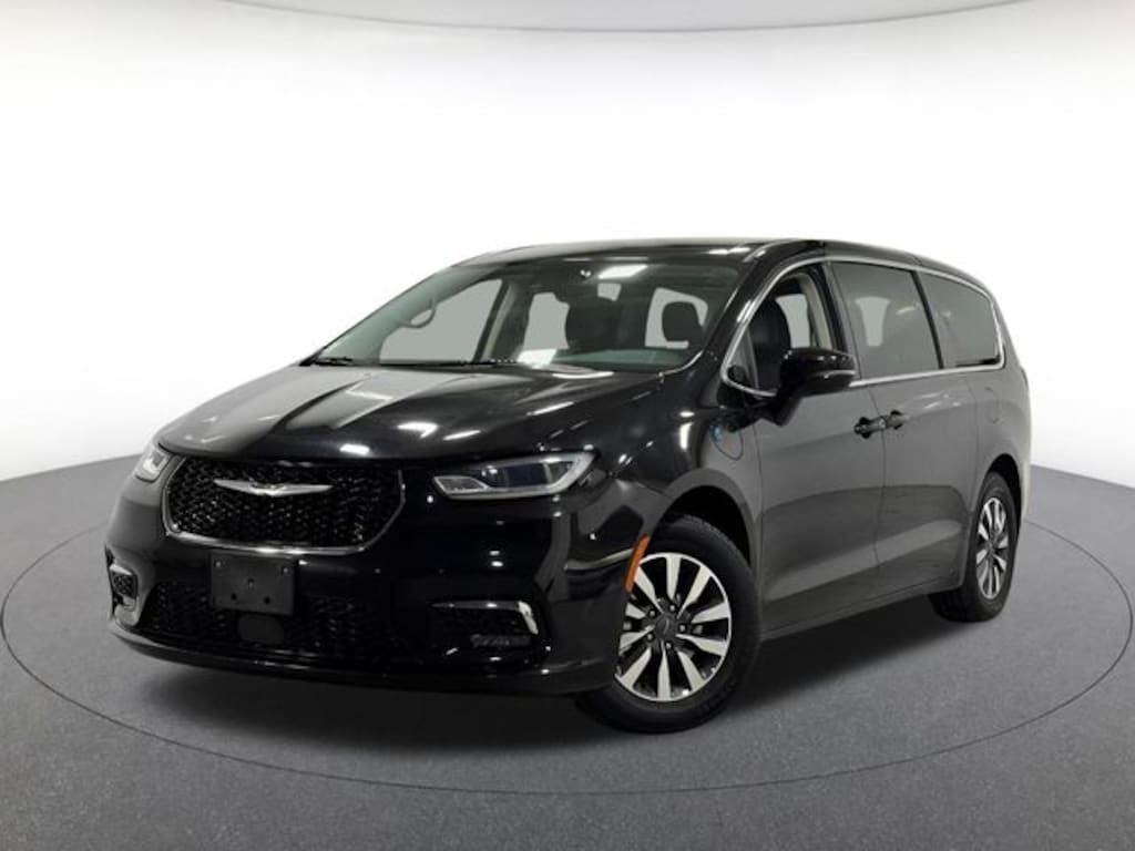 Used 2024 Chrysler Pacifica Plug-In Hybrid Select Van Passenger Van