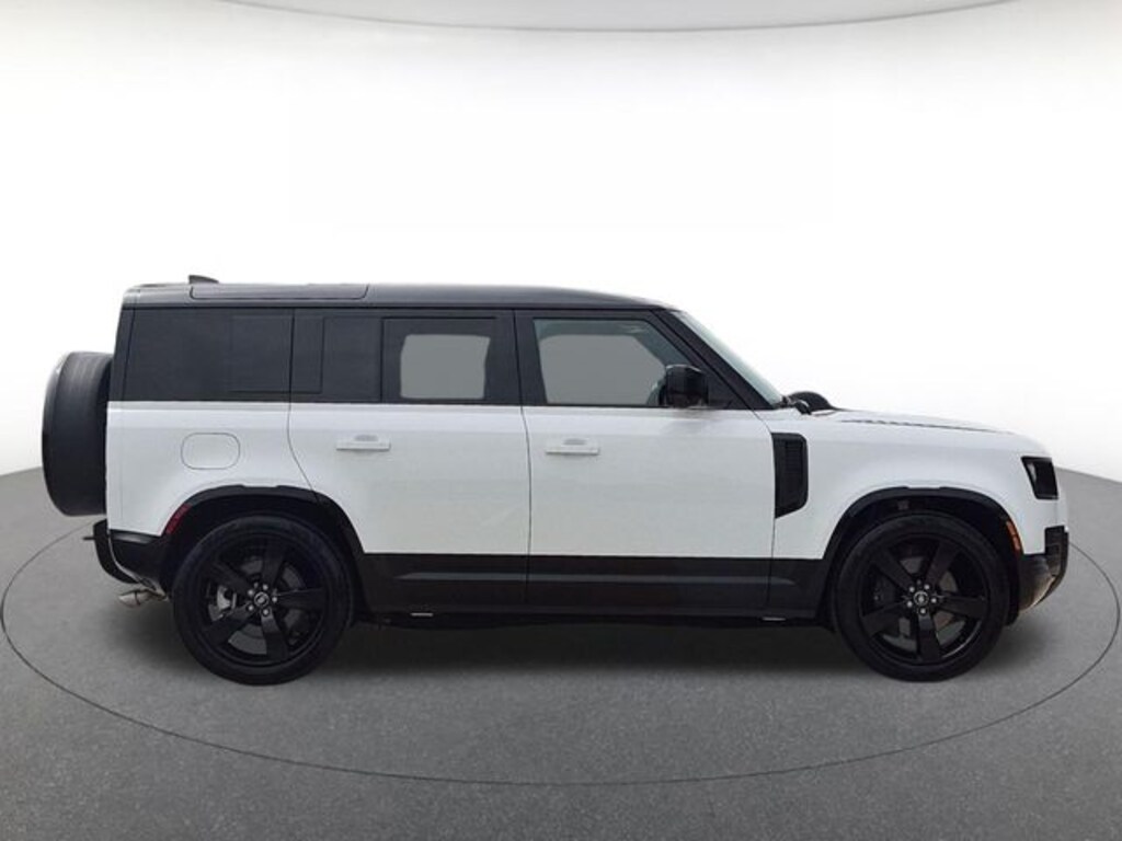 New 2025 Land Rover Defender 110 X-Dynamic SE SUV