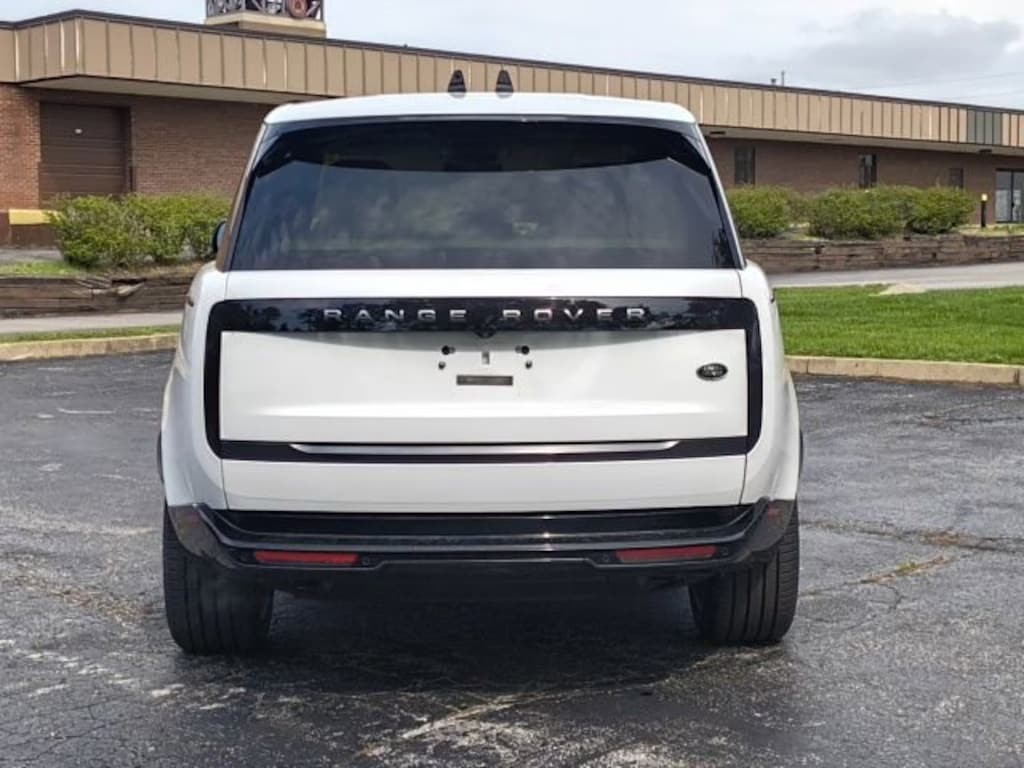 Certified 2023 Land Rover Range Rover P400 SE SUV