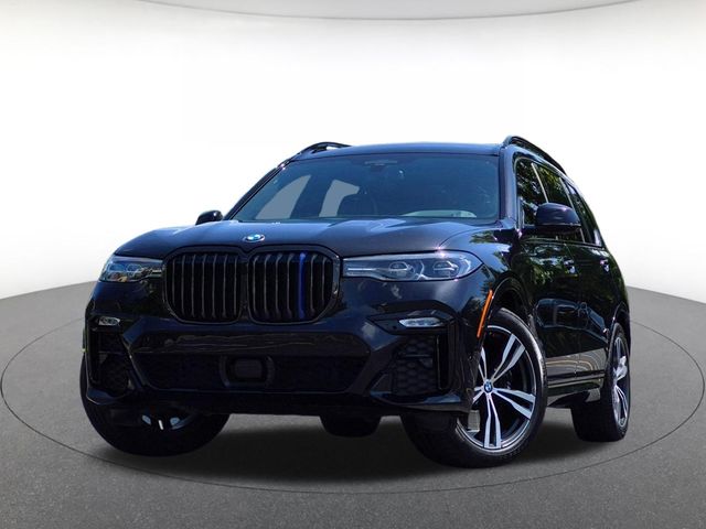 2021 BMW X7 xDrive40i's photo