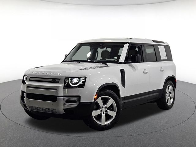 2024 Land Rover Defender 110 SE P400's photo