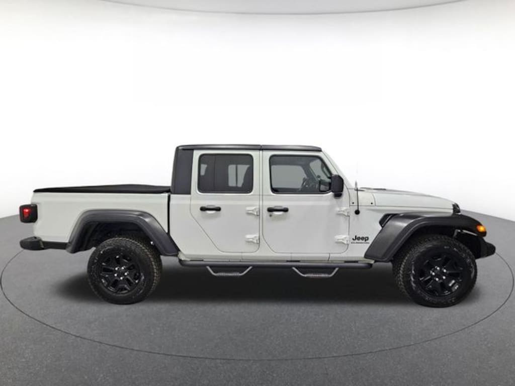 Used 2020 Jeep Gladiator Sport Truck Crew Cab