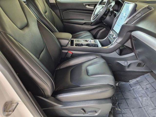 2022 Ford Edge Titanium - Photo 20