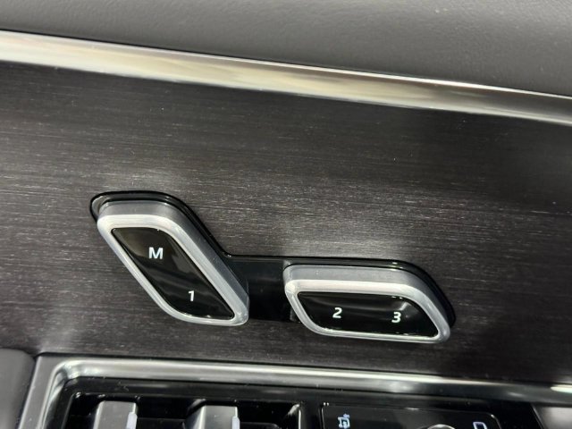 2026 Land Rover Range Rover SE - Photo 24