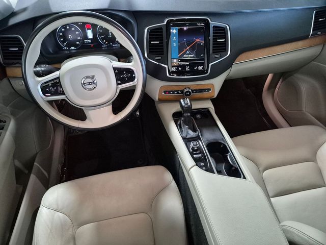 2021 Volvo XC90 Momentum - Photo 12