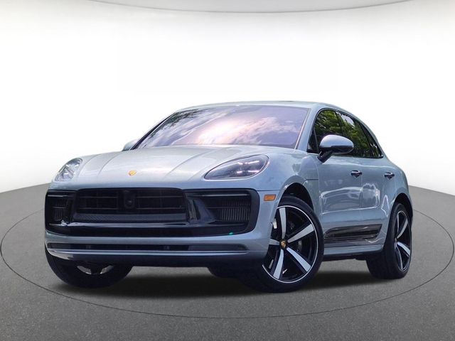 2022 Porsche Macan GTS's photo