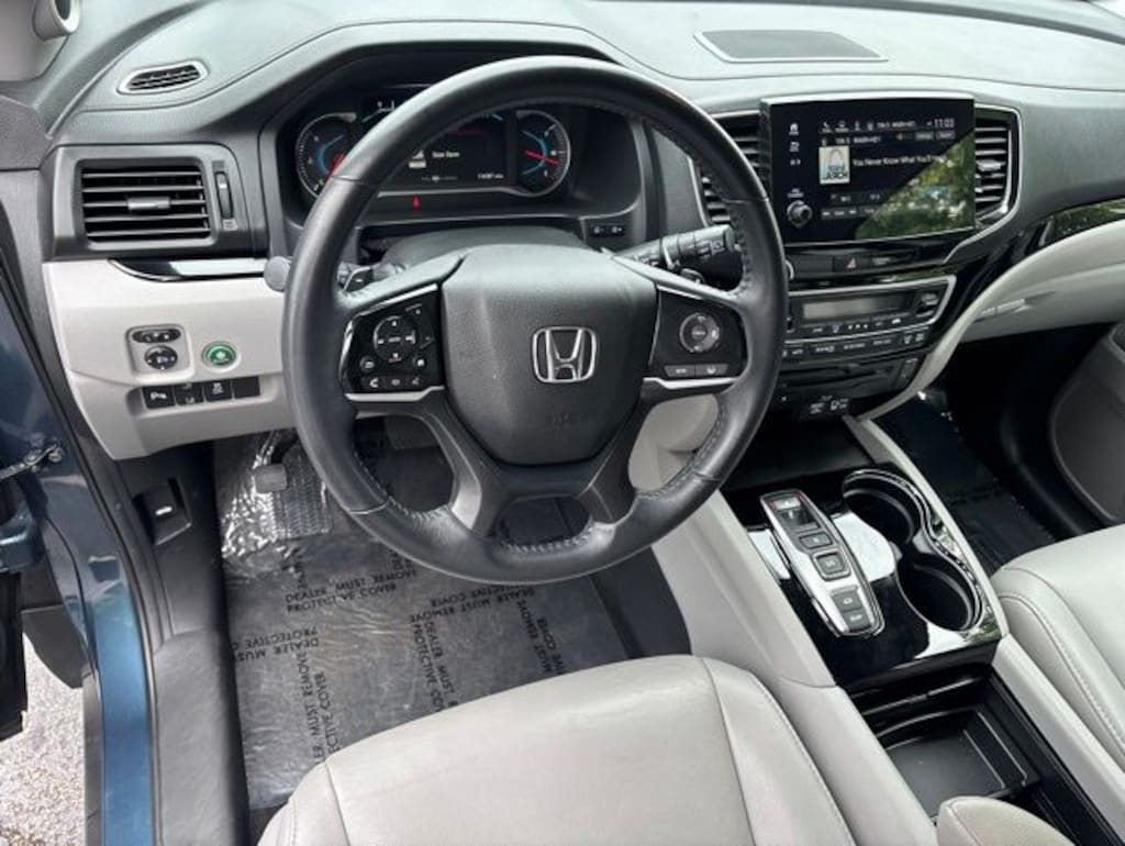 Used 2022 Honda Pilot Touring 8 Passenger SUV