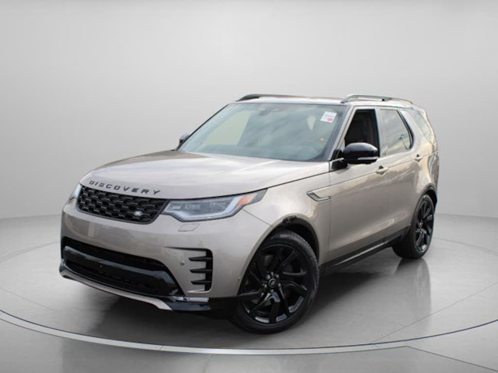 Used 2025 Land Rover Discovery P360 Dynamic SE SUV