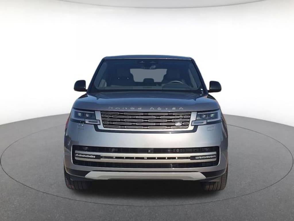 Certified 2025 Land Rover Range Rover P530 SE SUV
