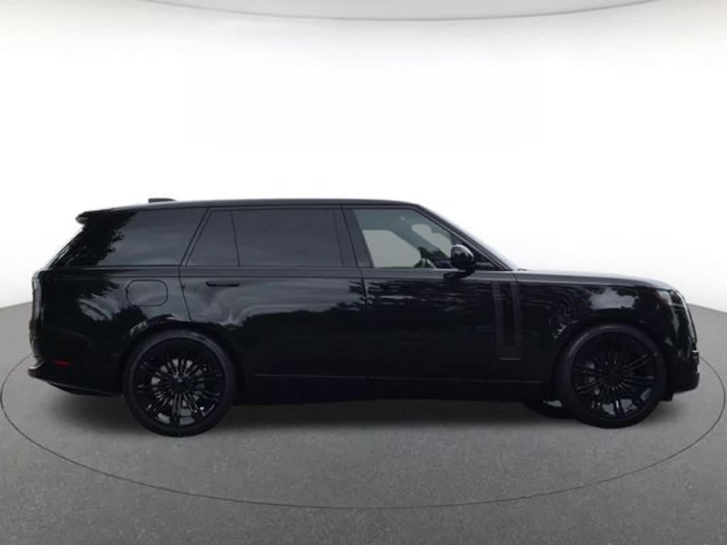 New 2026 Land Rover Range Rover SE 7 Seats SUV