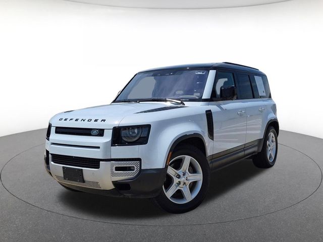 2022 Land Rover Defender SE's photo