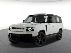 2026 Land Rover Defender 130 X-Dynamic SE SUV