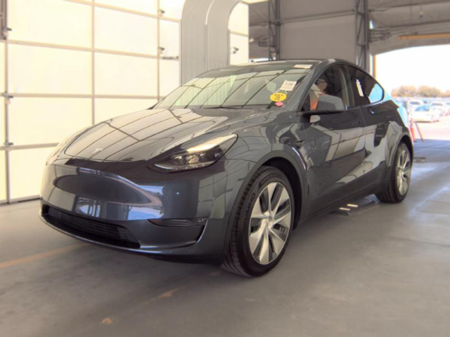 Used 2023 Tesla Model Y Long Range SUV