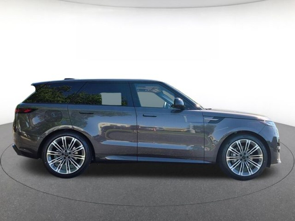 New 2026 Land Rover Range Rover Sport Dynamic SE SUV