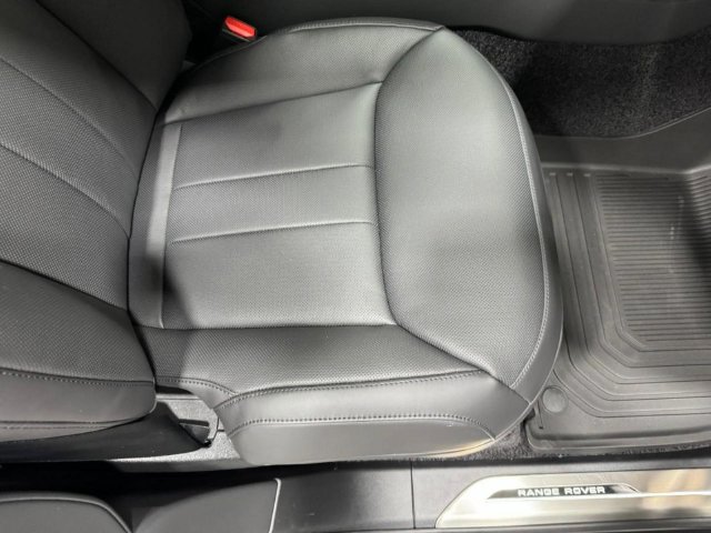 2026 Land Rover Range Rover SE - Photo 19