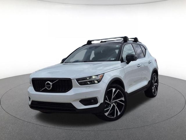 2020 Volvo XC40 T5 R-Design AWD's photo