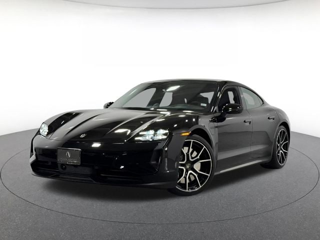 2025 Porsche Taycan Turbo's photo
