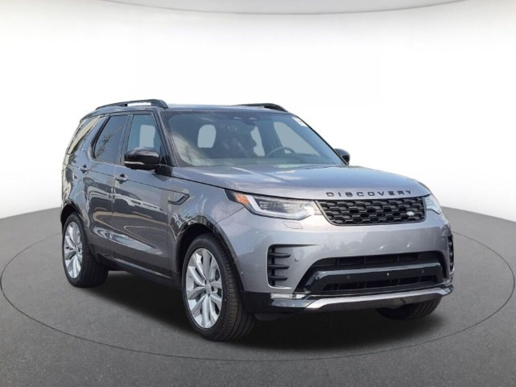 New 2026 Land Rover Discovery Dynamic SE SUV