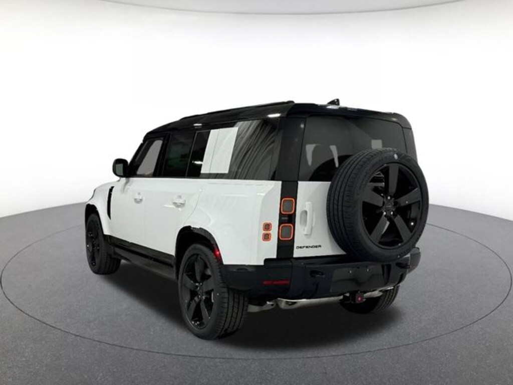 New 2026 Land Rover Defender 110 X-Dynamic SE SUV