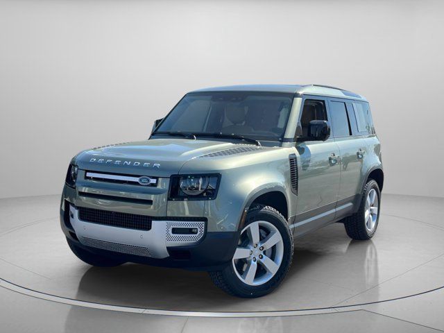 2025 Land Rover Defender 110 S P300's photo