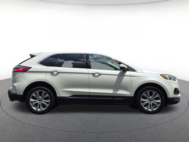 2022 Ford Edge Titanium - Photo 4