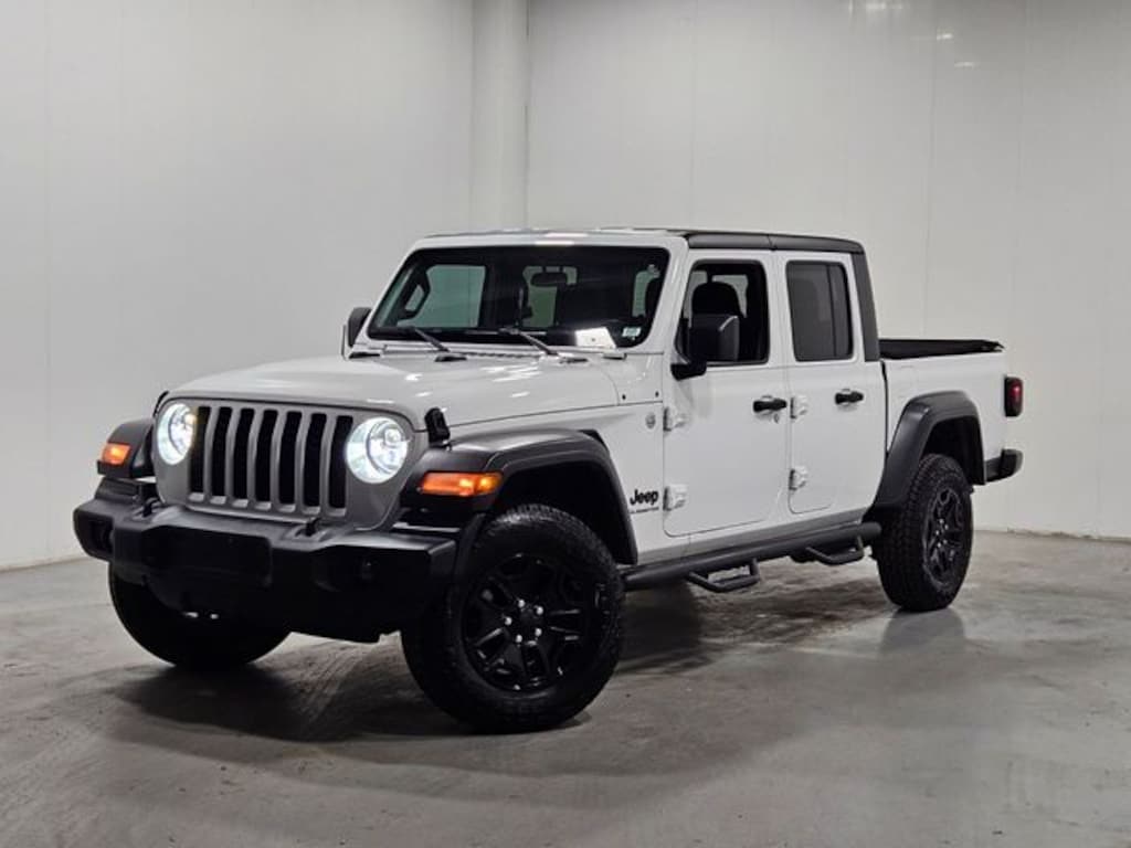 Used 2020 Jeep Gladiator Sport Truck Crew Cab