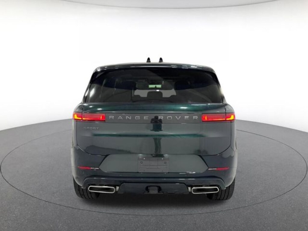 New 2026 Land Rover Range Rover Sport Dynamic SE SUV