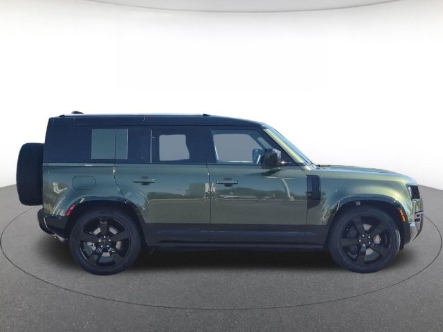 New 2026 Land Rover Defender 110 X-Dynamic SE SUV