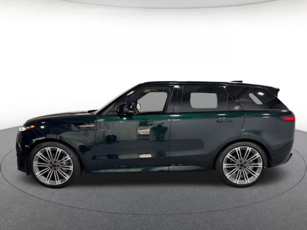 New 2026 Land Rover Range Rover Sport Dynamic SE SUV