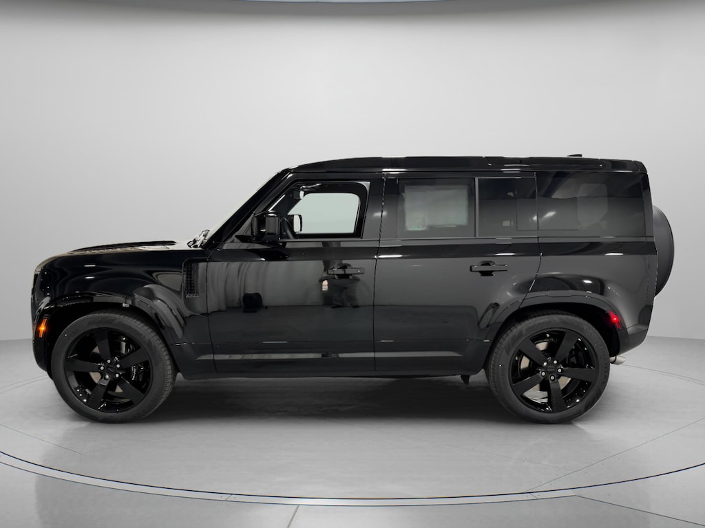 New 2026 Land Rover Defender V8 110 P525 V8
